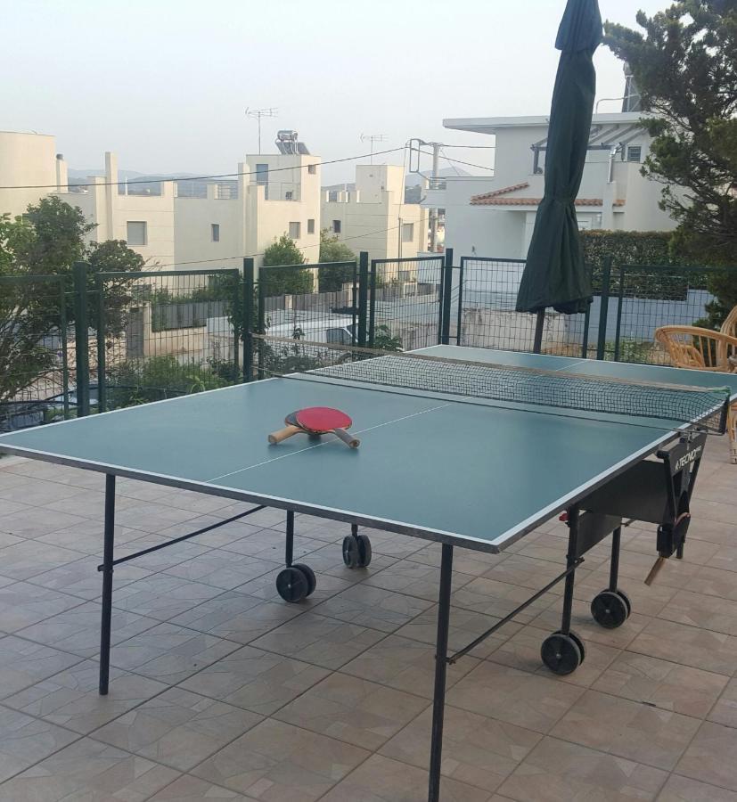 Airport Friendly House 1 Apartment Артемида Екстериор снимка