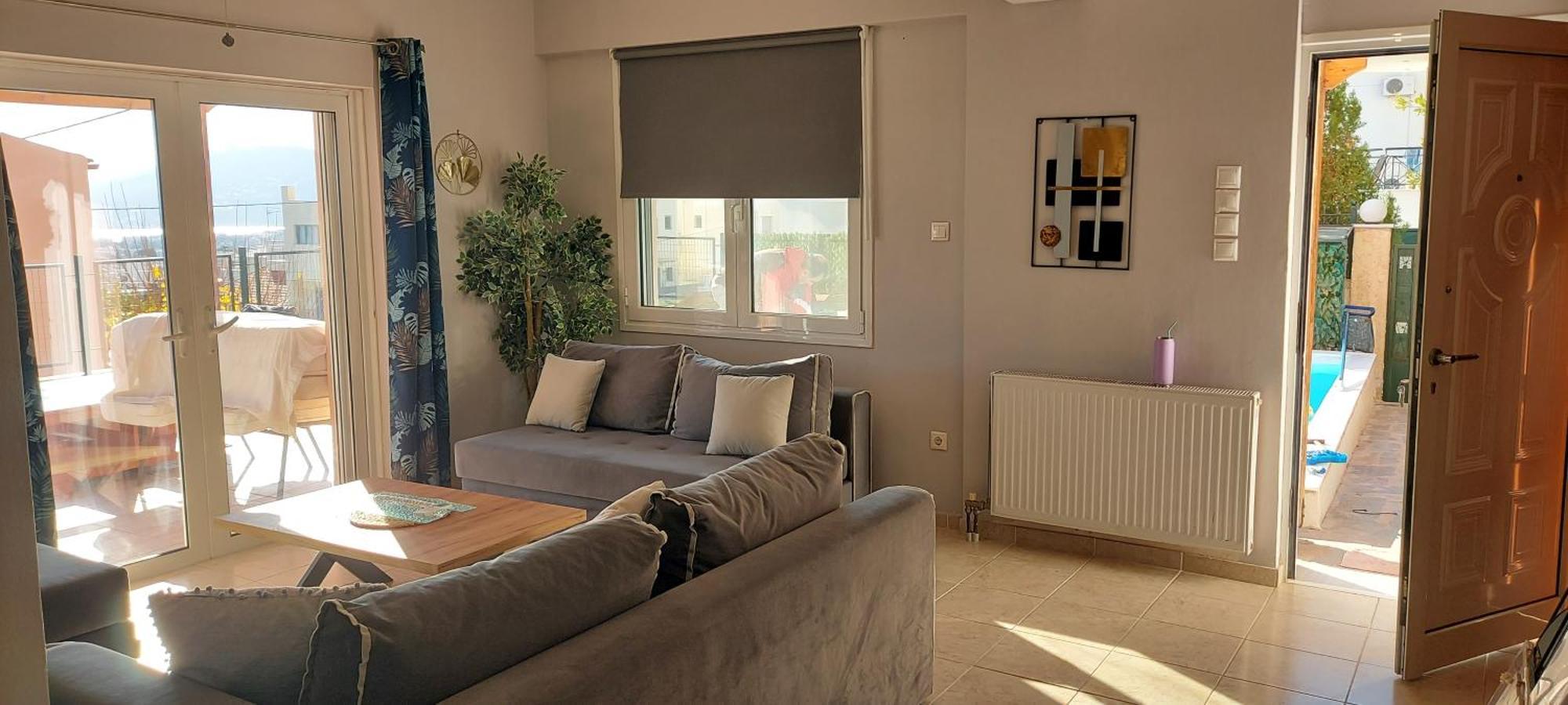 Airport Friendly House 1 Apartment Артемида Екстериор снимка