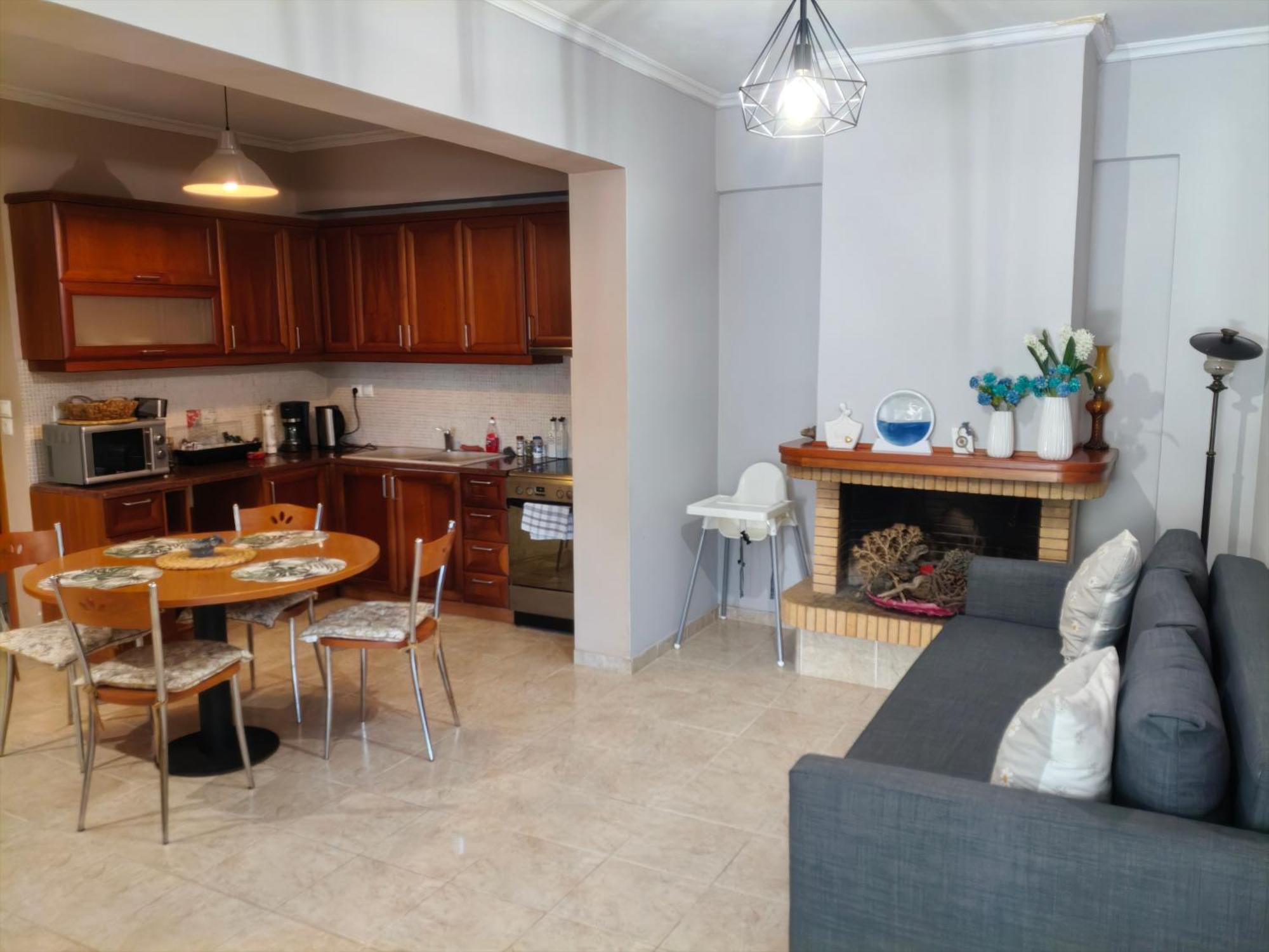 Airport Friendly House 1 Apartment Артемида Екстериор снимка